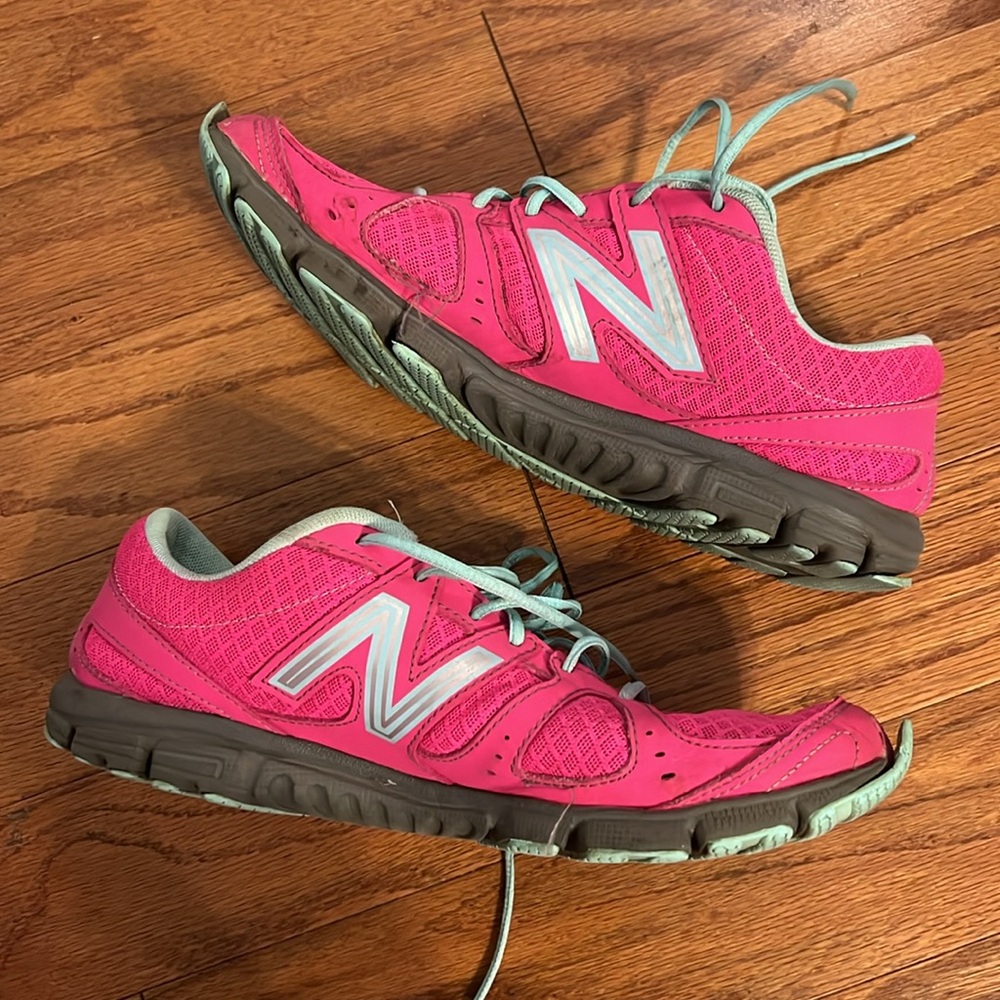 New Balance 550 v3 Hot Pink and Aqua